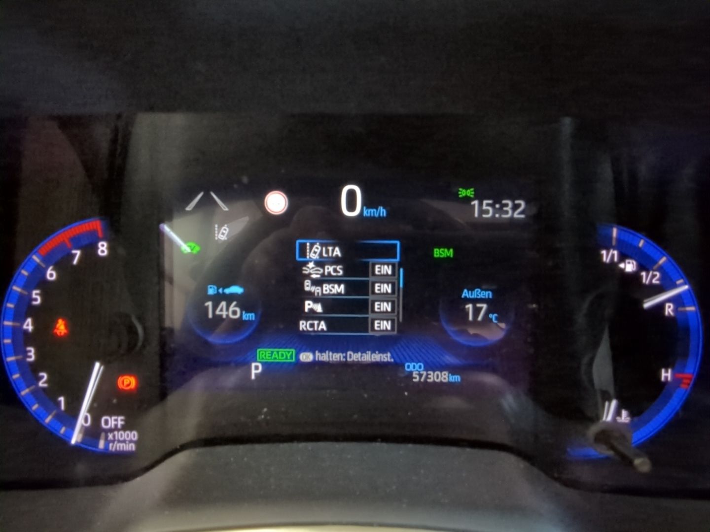 Toyota Corolla Touring Sports 2.0 Hybrid - Samsaru's Car Outlet
