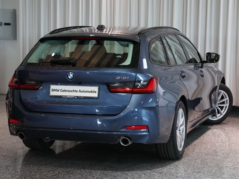 BMW 318i Tour. LED 360° DrivAssProf. HUD Head-Up