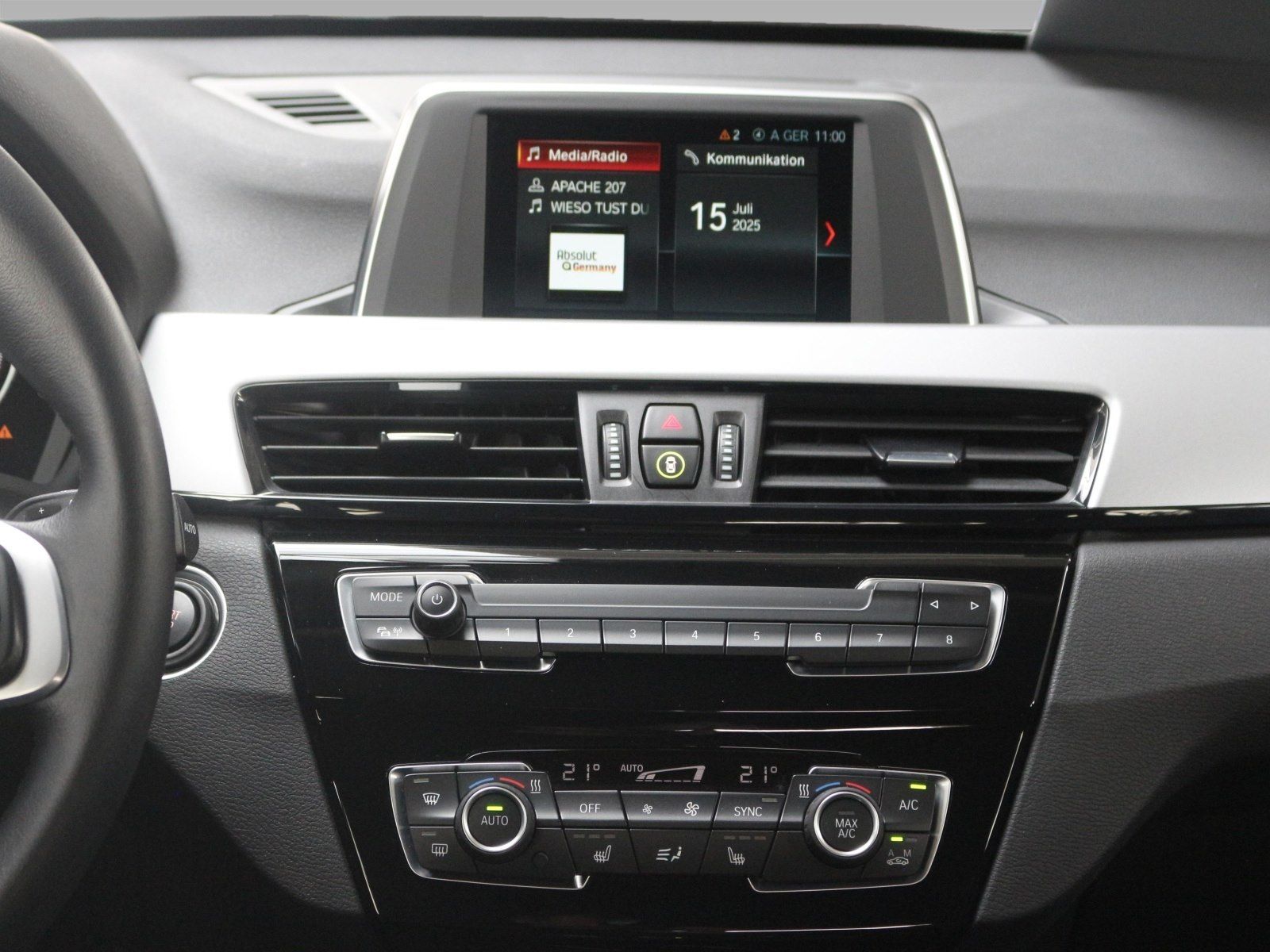 BMW X1 xDrive25e Advantage - Samsaru's Car Outlet