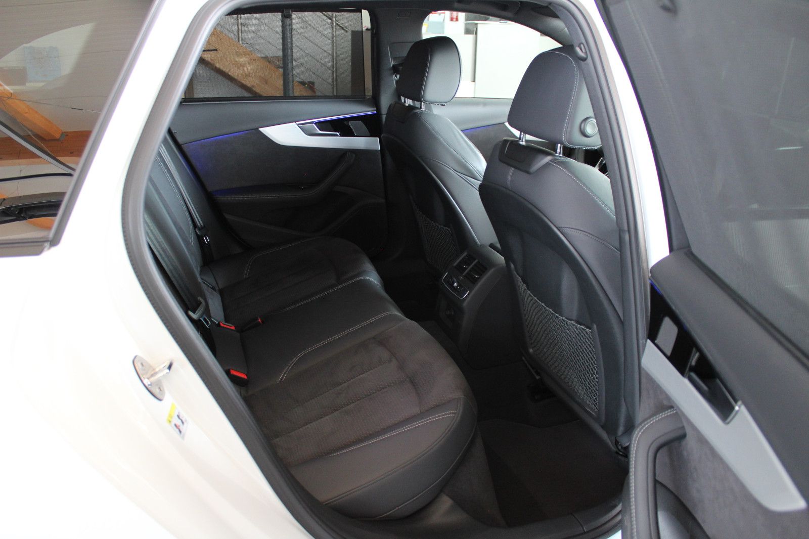 Audi A4 Avant 40 TFSI quattro S line sport