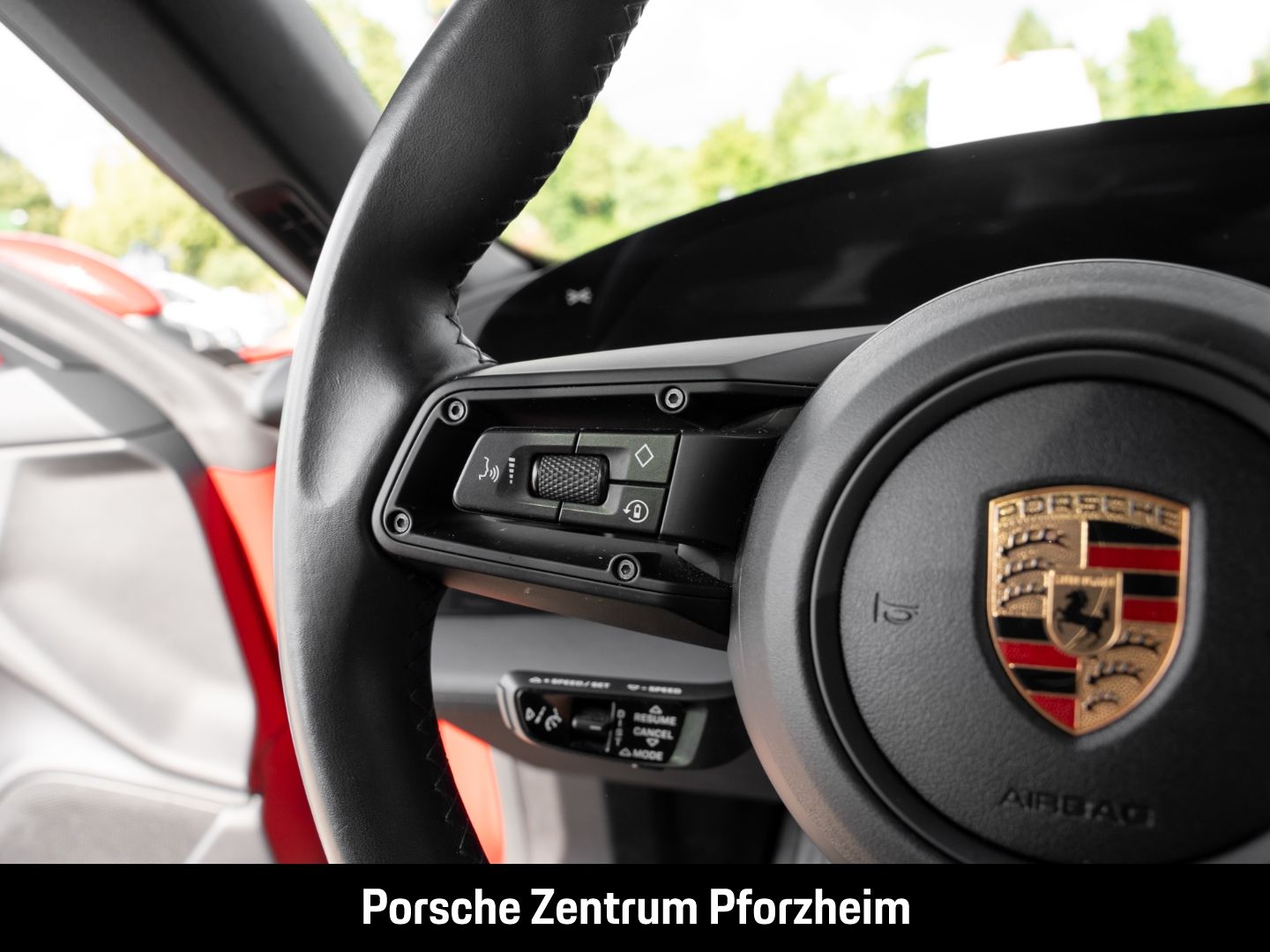 Porsche Taycan Sport Turismo PASM SurroundView InnoDrive