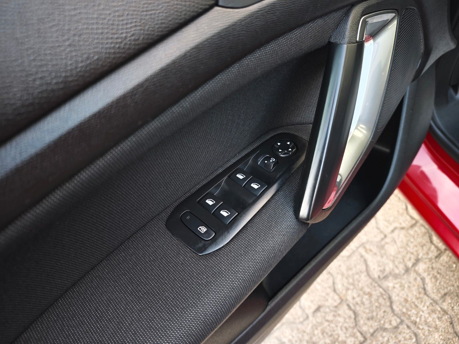 Peugeot 308 BlueHDi 130 EAT6 Allure - Samsaru's Car Outlet