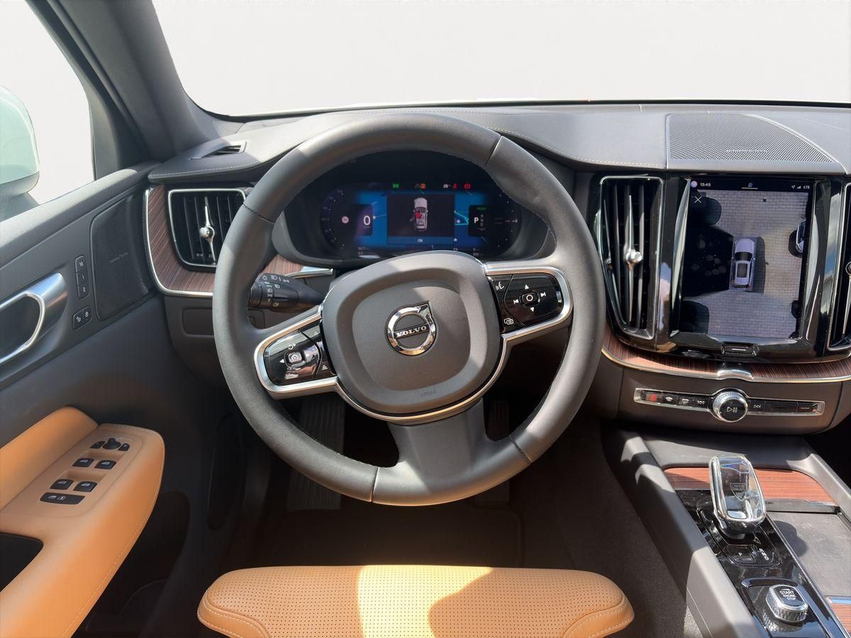 Volvo XC60 T8 AWD Ultimate Bright 360° HUD H/K Pano