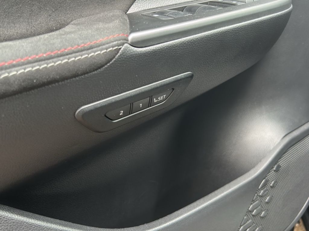 Toyota C-HR 2.0 Plug-in-Hybrid Teamplayer