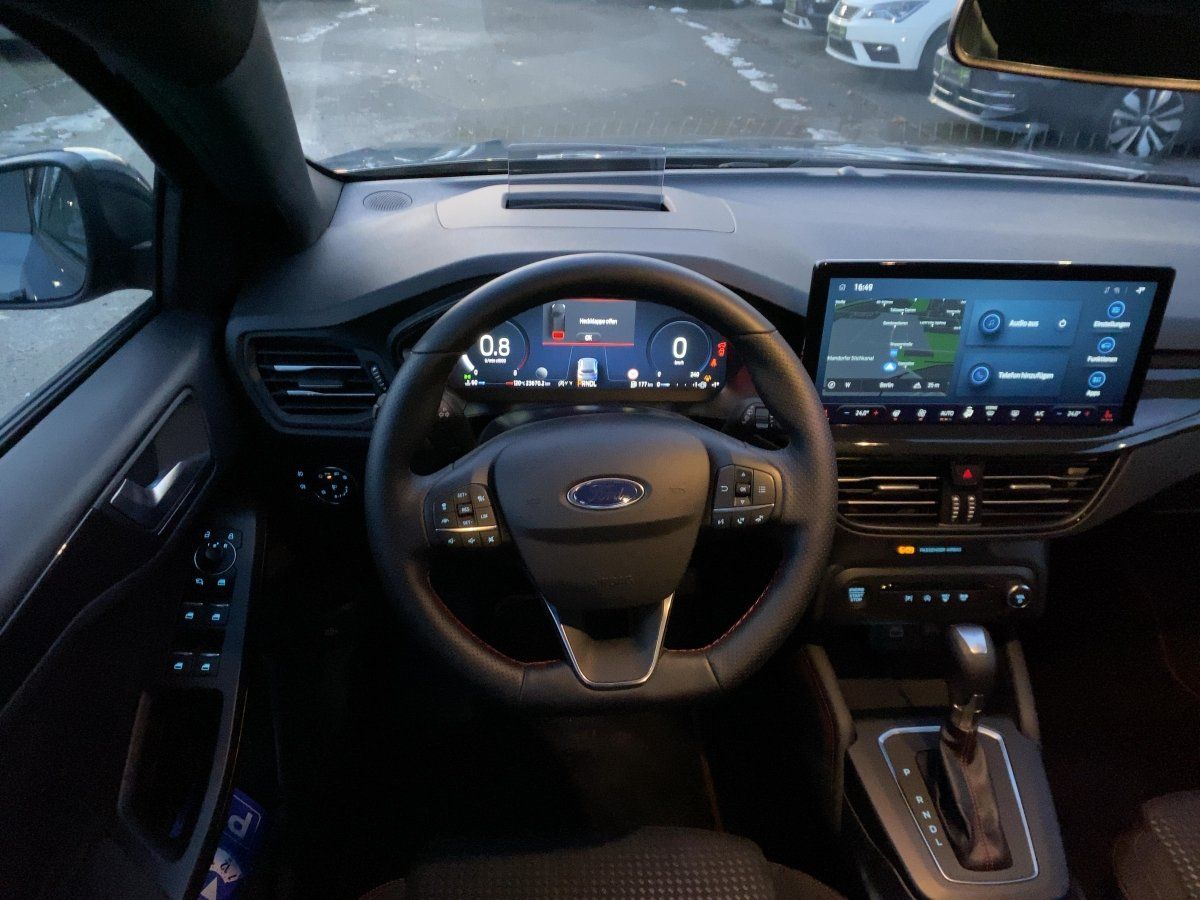 Ford Focus Turnier ST-Line X | Autom. | AHK | Kamera