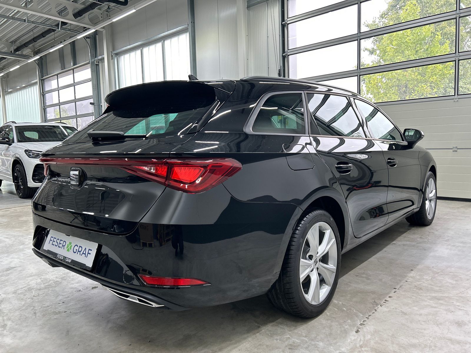 Seat Leon Sportstourer 1.5 e-Hybrid 150 kW FR