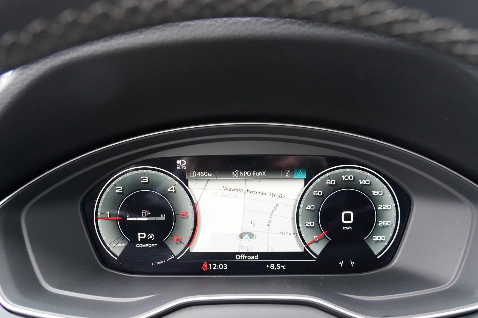 Audi Q5 40 TDI quattro S line PANO NAPPA HUD AHK KEY