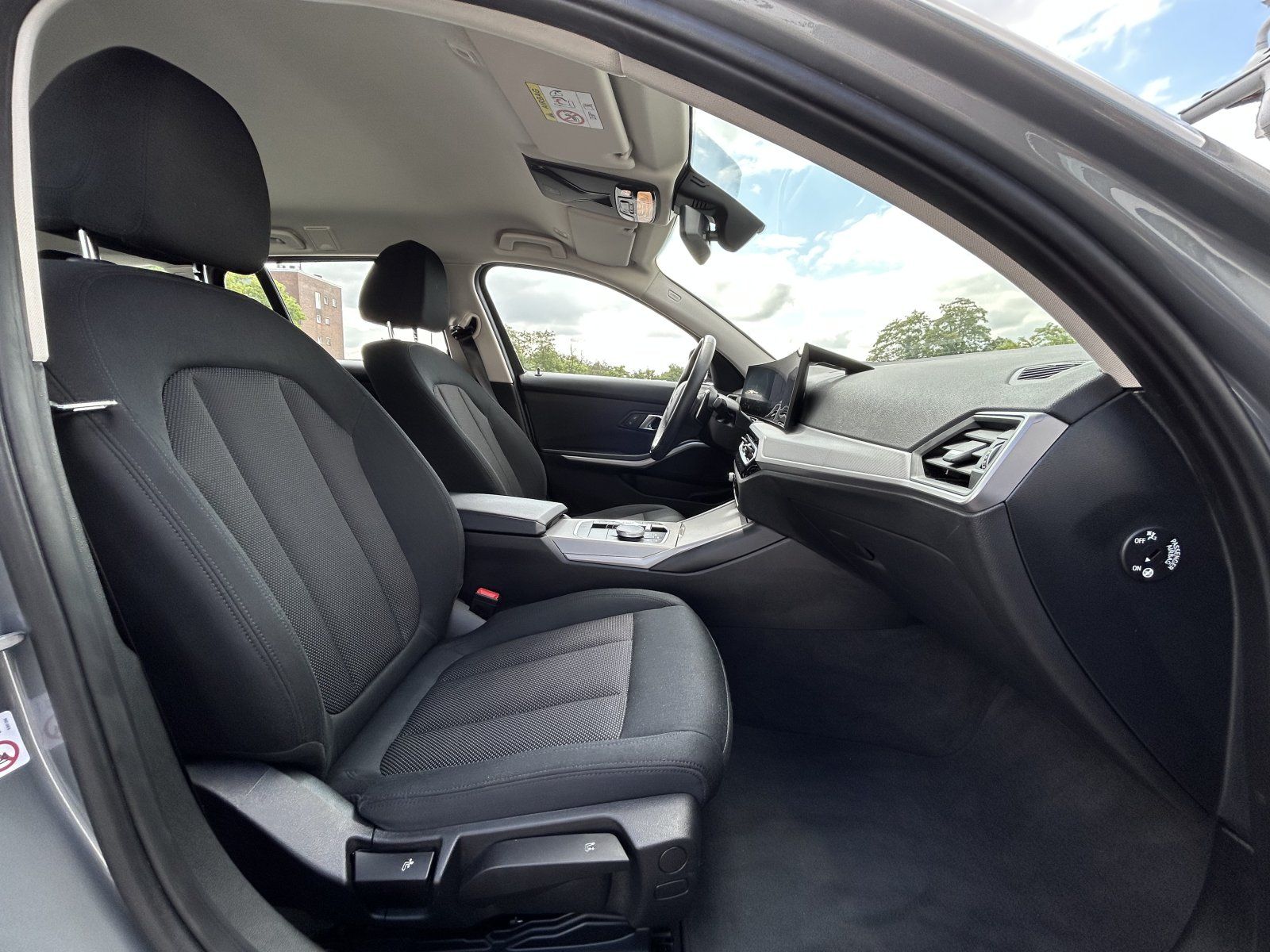 BMW 320 d Mild Hybrid xDrive - Samsaru's Car Outlet