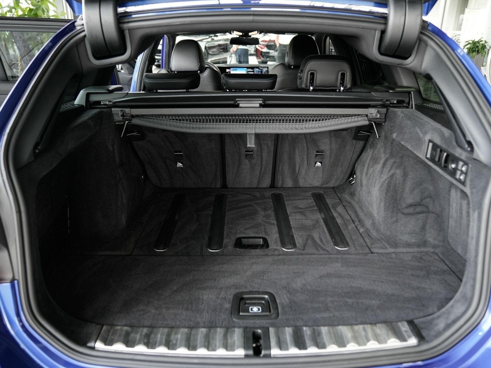 BMW 320d xDrive Touring M Sport - Samsaru's Car Outlet