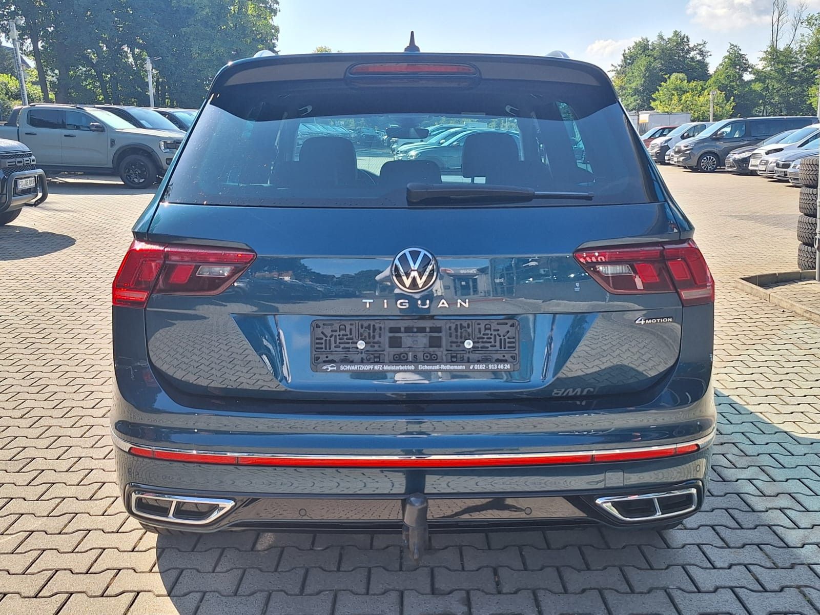 Volkswagen Tiguan R-Line 4Motion DSG - Samsaru's Car Outlet