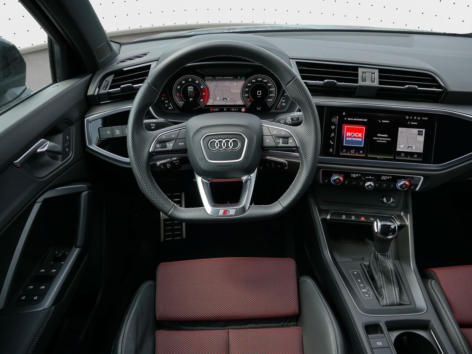 Audi Q3 40 TFSI qu. S line - Samsaru's Car Outlet