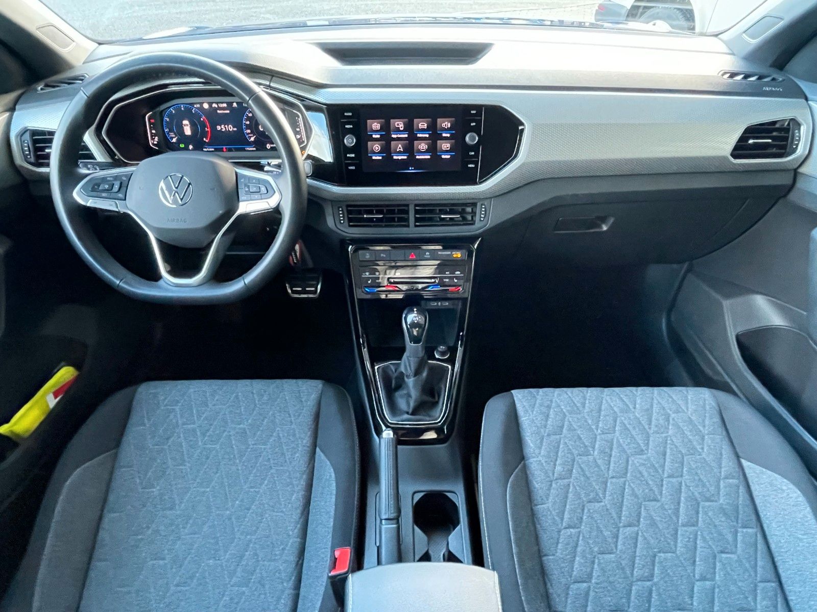 Volkswagen T-Cross 1.0 TSI MOVE - Samsaru's Car Outlet