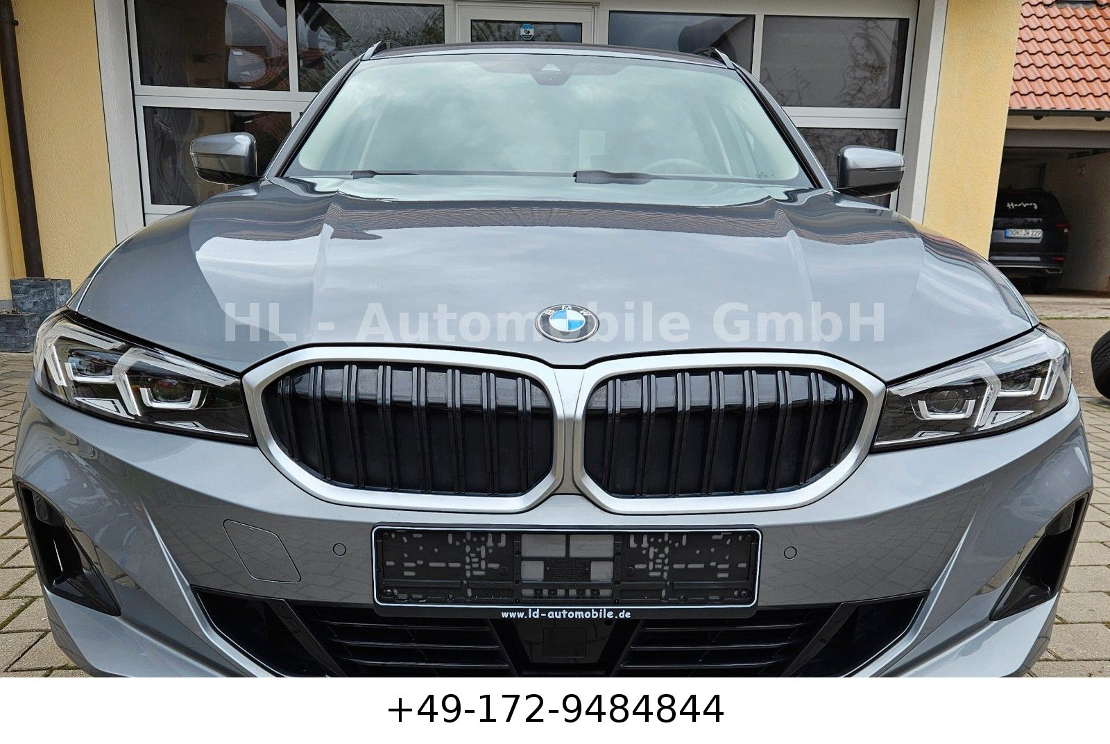 BMW 320d xDrive Touring - Samsaru's Car Outlet