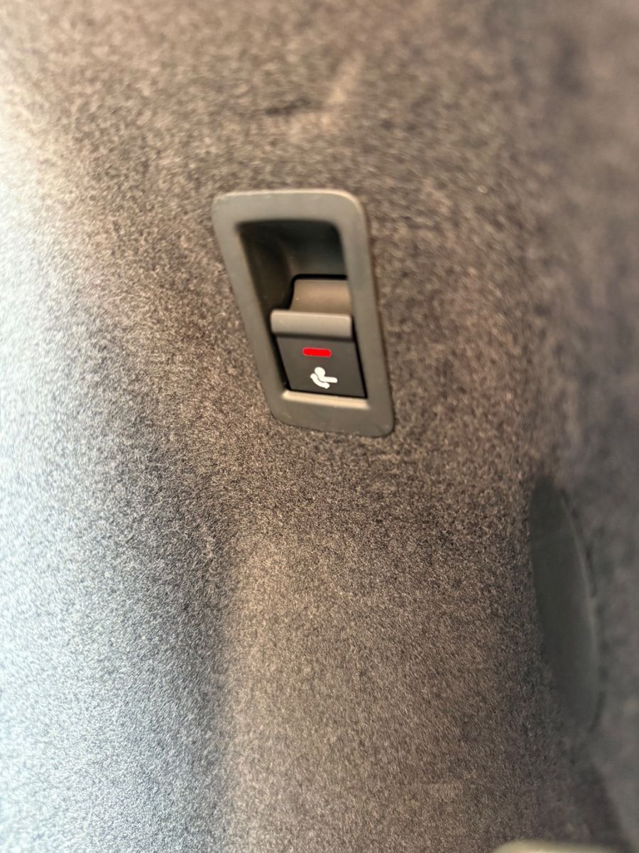 Audi Q3 40 TFSI S line - Samsaru's Car Outlet