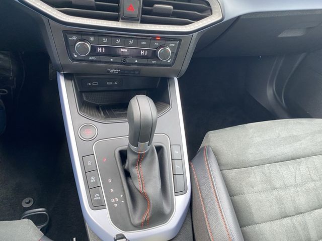 Seat Arona 1.5 TSI FR DSG AHK+Keyless+Full-LED+ACC
