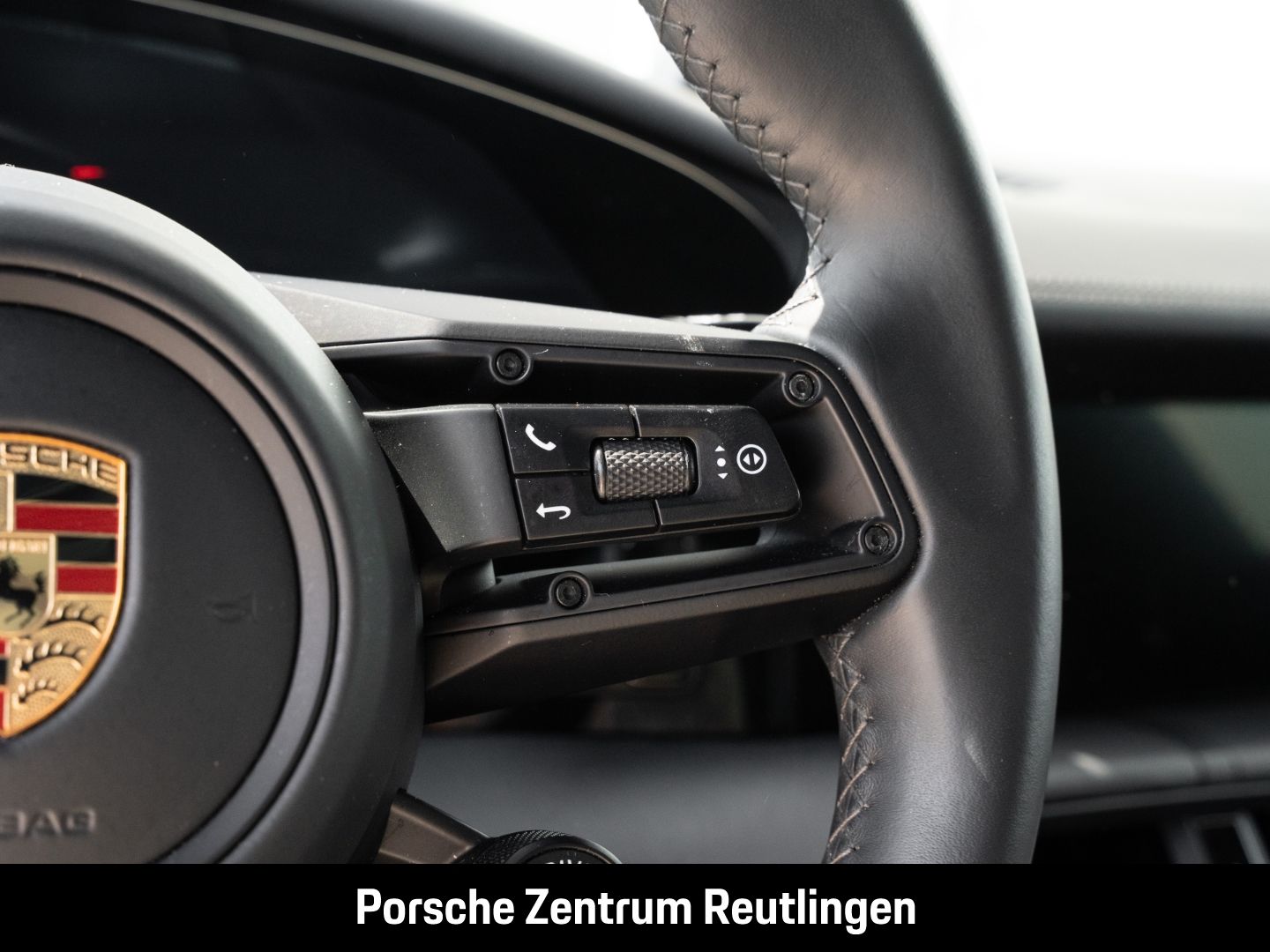 Porsche Taycan Turbo BOSE Panoramadach Surround-View LED