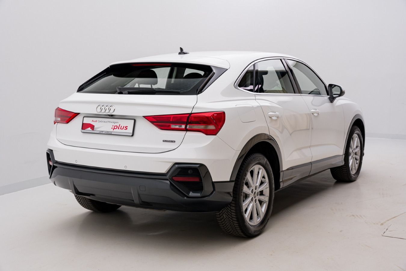 Audi Q3 Sportback 40 TFSI S-TRO - Samsaru's Car Outlet