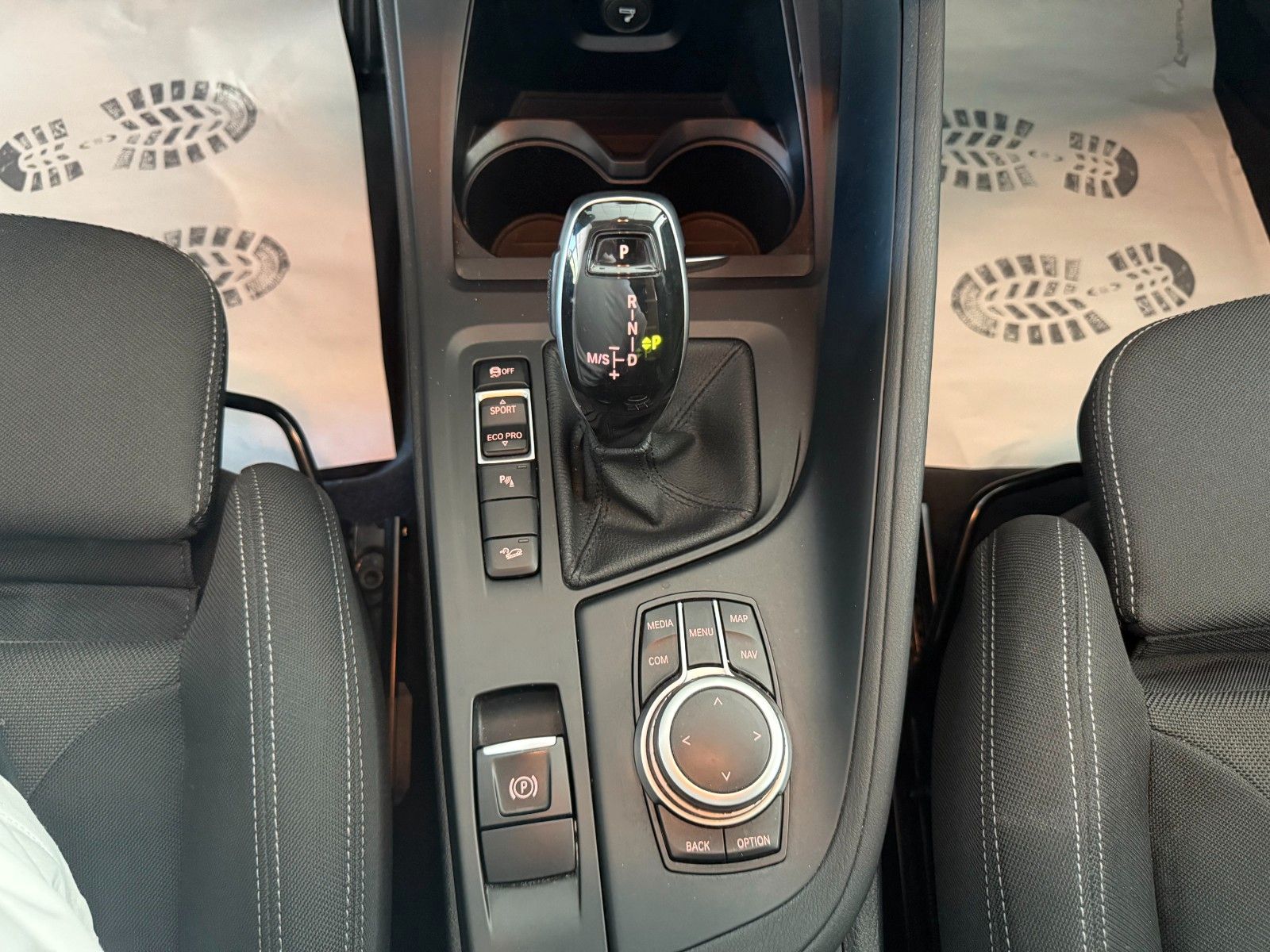 BMW X1 xDrive 18d Advantage - Samsaru's Car Outlet