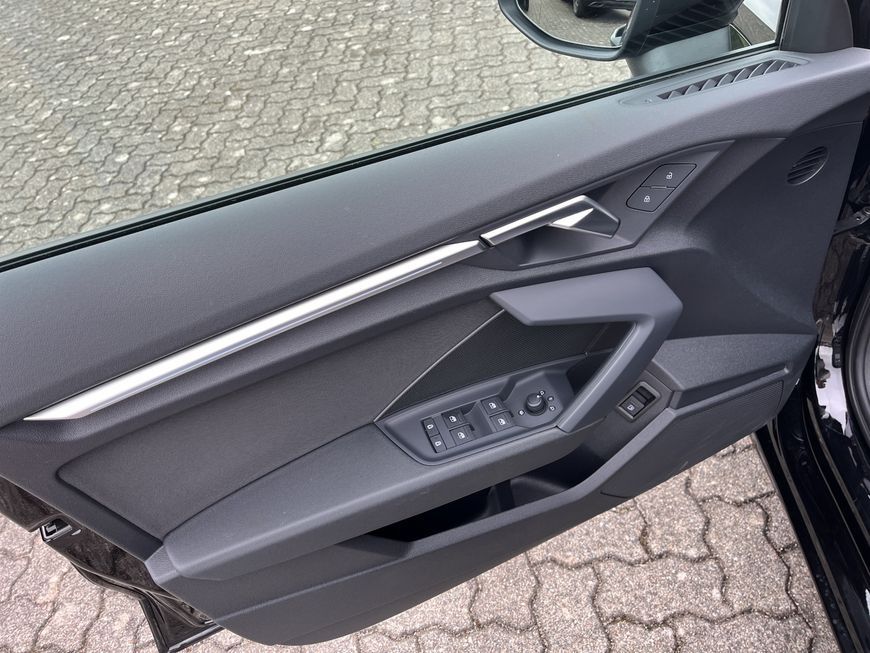 Audi A3 40 TFSIe Sportback S tronic Navi Tempomat