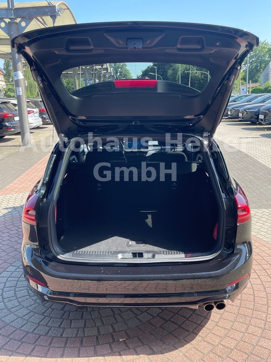 Ford Focus 1.5 EB Aut.ST-Line X / ACC+Matrix+e.Klappe