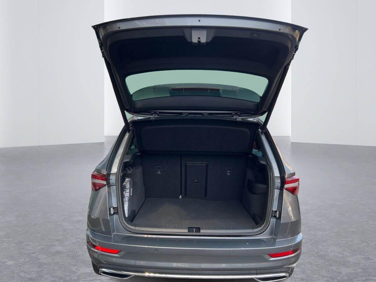 Skoda Karoq Sportline 2.0TDI DSG Standheizung Panorama