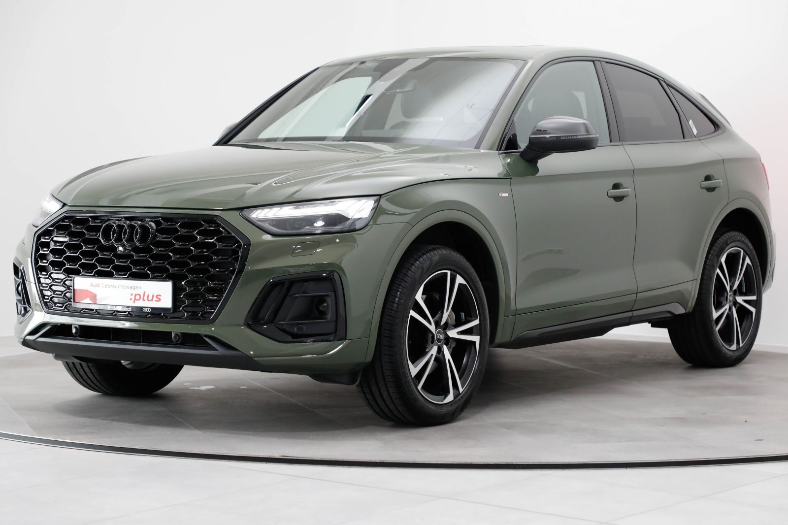 Audi Q5 Sportback 40 TDI quattro S line - Samsaru's Car Outlet