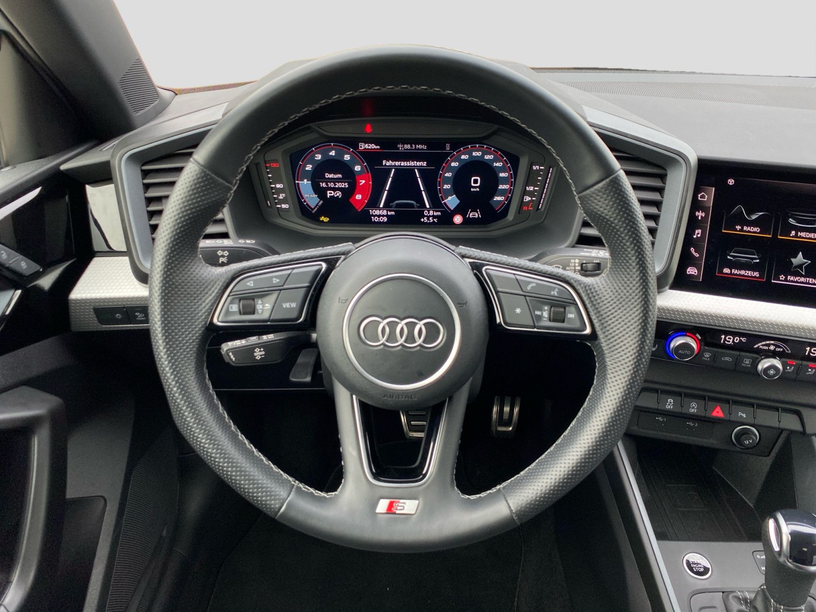 Audi A1 Sportback 25TFSI s-tronic S line LED PDC SHZ