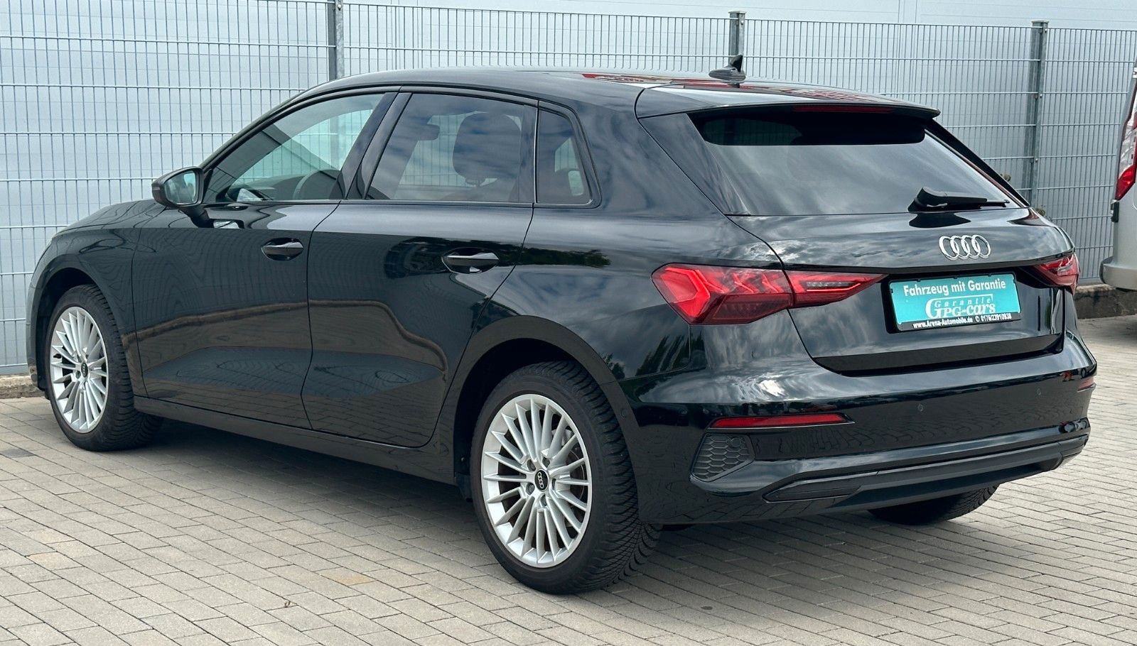 Audi A3 Sportback 35 TFSI LEDER,NAVI,SPUR,ABSTAND,