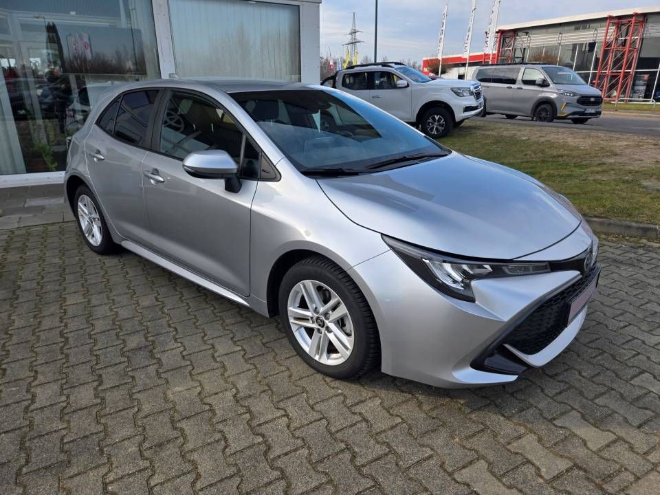 Toyota Corolla HSD 1.8 l Active - Samsaru's Car Outlet