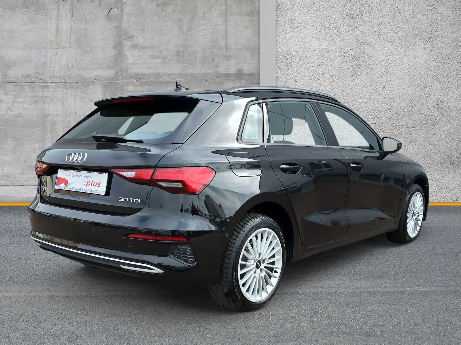 Audi A3 Sportback 30 TDI advanced - Samsaru's Car Outlet
