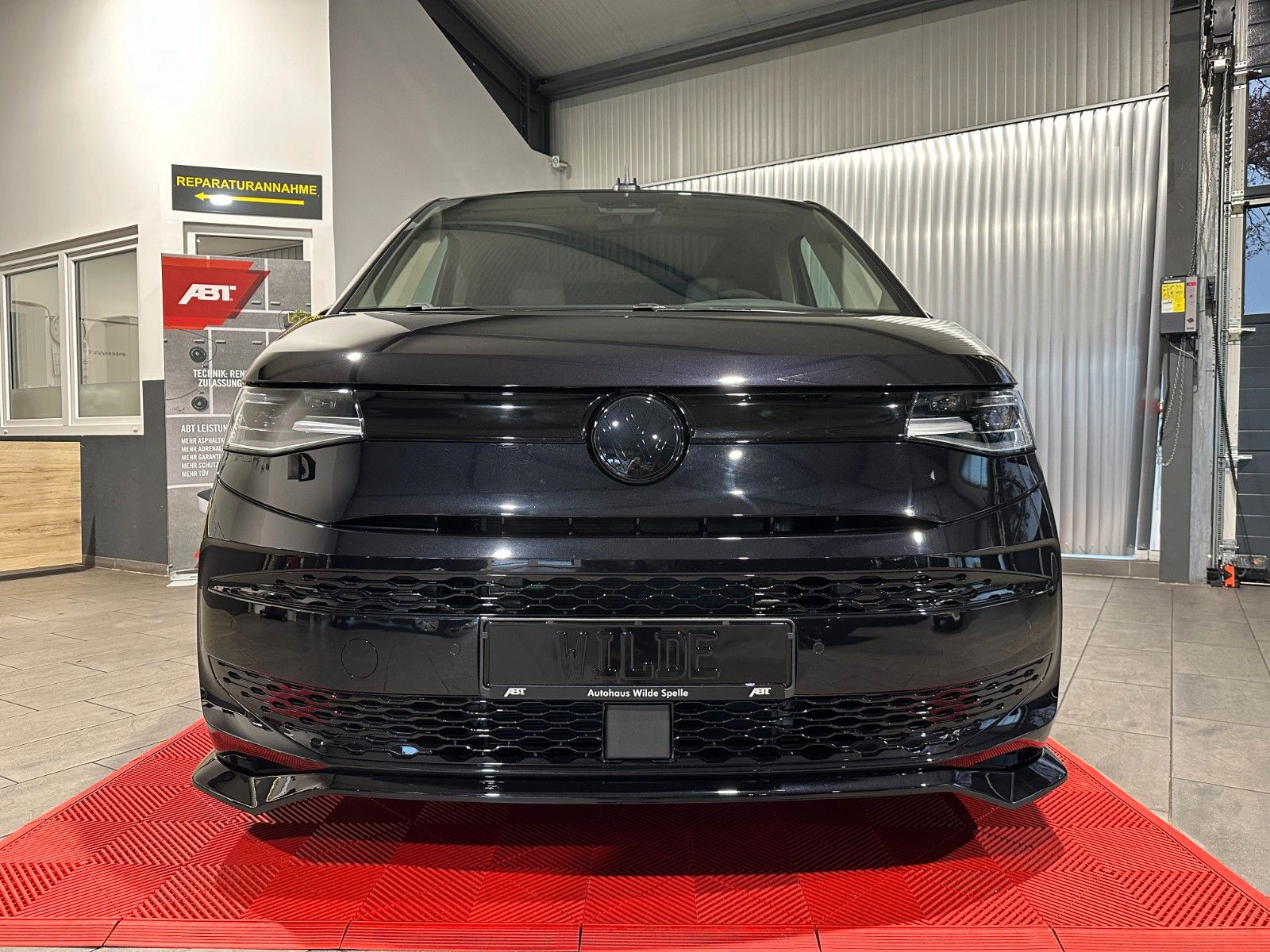 Volkswagen T7 Multivan ABT Edition - Samsaru's Car Outlet