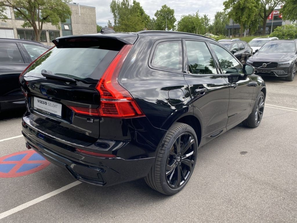 Volvo XC60 Ultra Black Edition Recharge Plug-In Hybrid