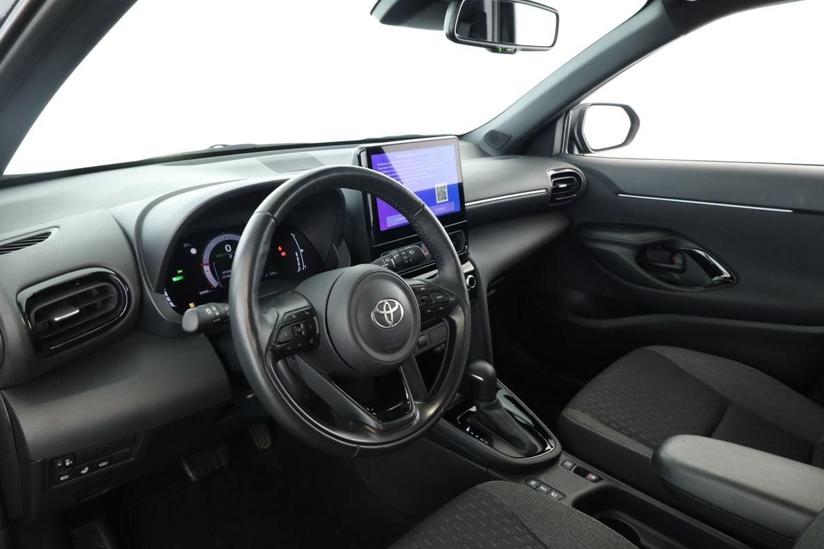 Toyota Yaris Cross CVT Team D LED Navi SHZ iACC Kam 17"