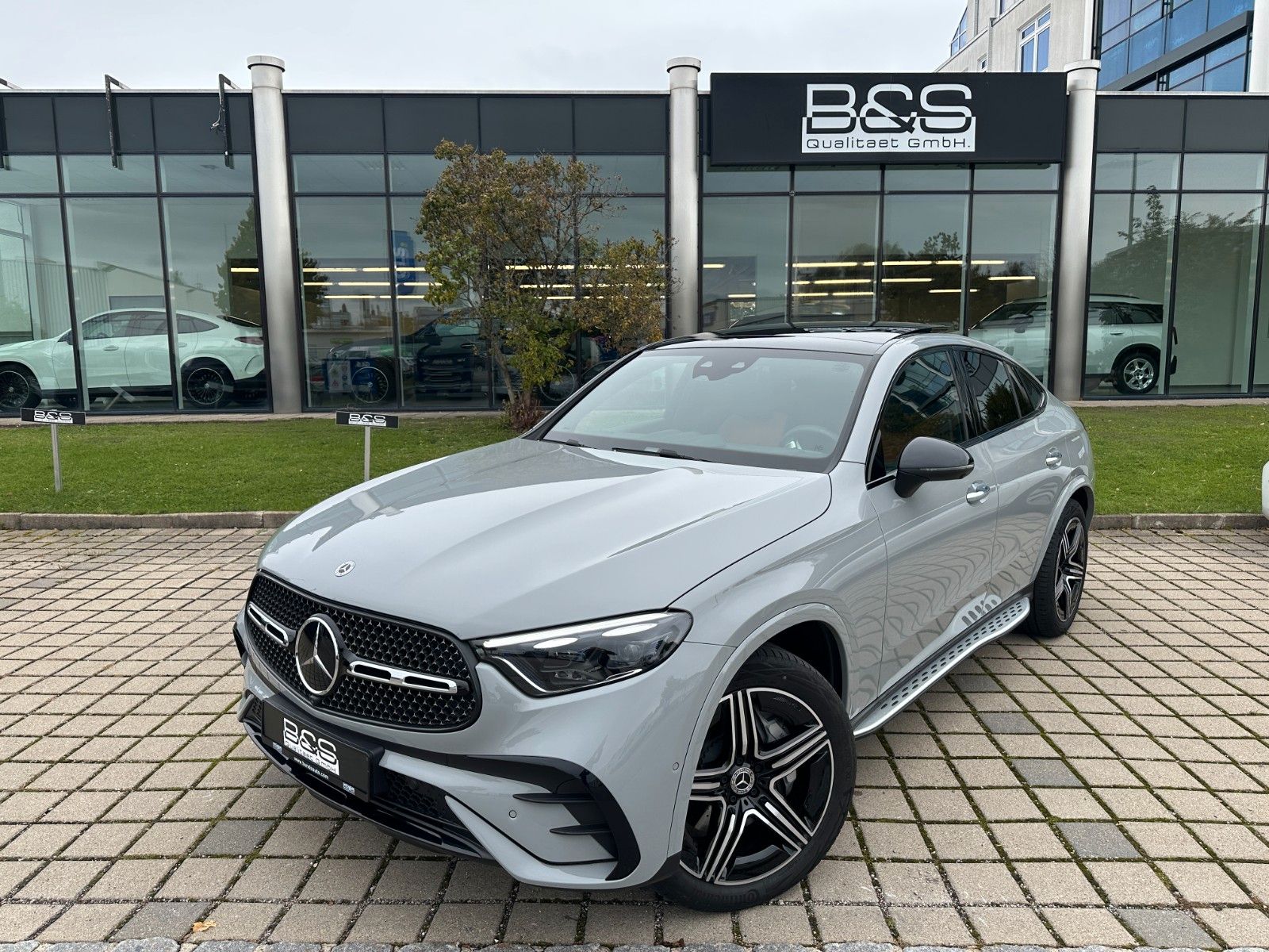 Mercedes-Benz GLC 300d Coupe 4Matic DISTR,HUD,PANO,BURM,AHK...