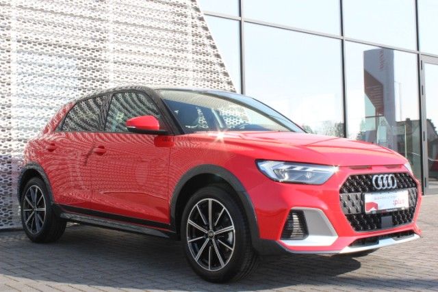 Audi A1 allstreet 35 TFSI S tronic - Samsaru's Car Outlet