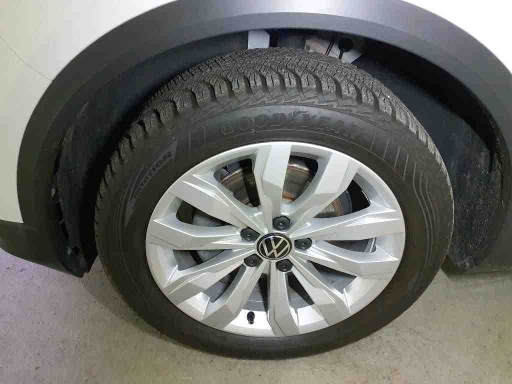Volkswagen T-Roc Sport TSI - Samsaru's Car Outlet