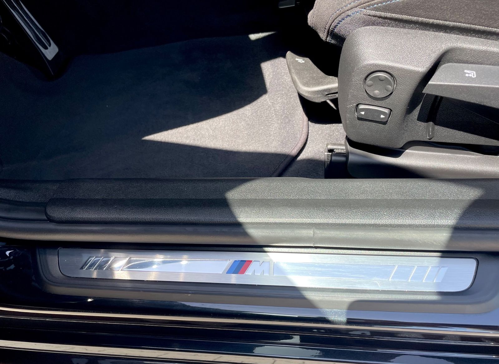 BMW 320i Aut. Touring M Sport/AHK/Head-Up/Adapt.LED
