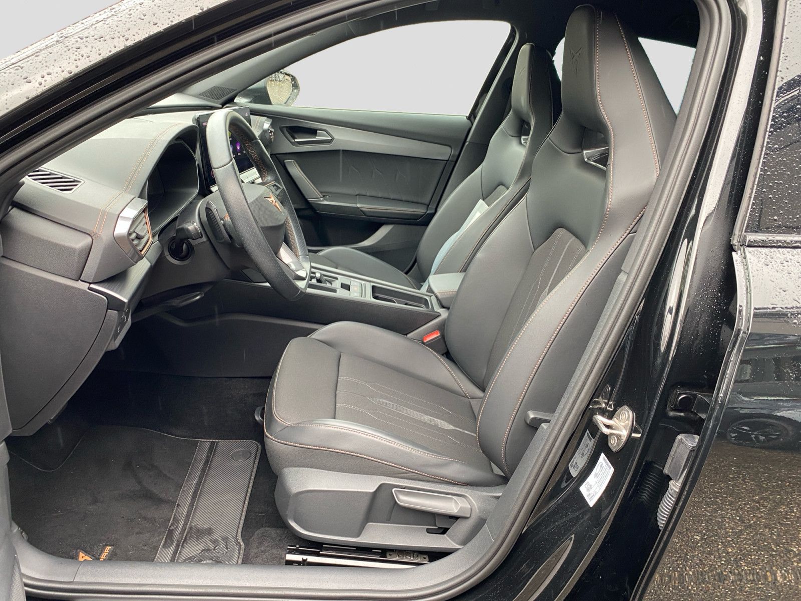 Cupra Formentor 1.4 e-HYBRID DSG VZ LED Navi AHK CAM