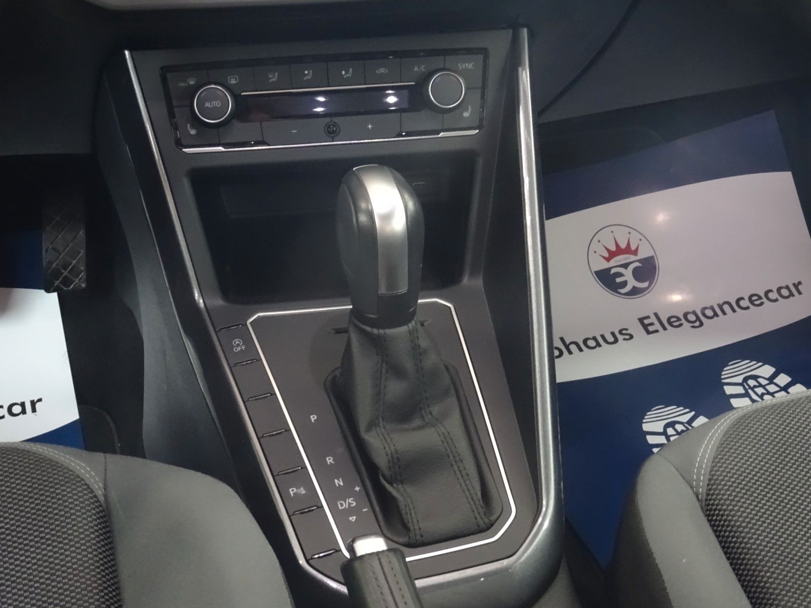 Volkswagen POLO 1.0 TSI Highline - Samsaru's Car Outlet
