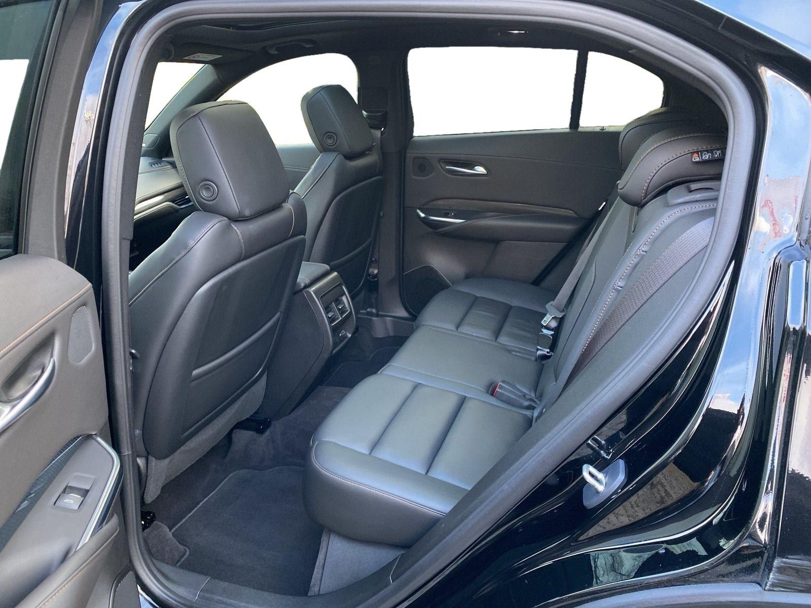 Cadillac XT4 2.0 Sport AWD AHK+Massagesitze