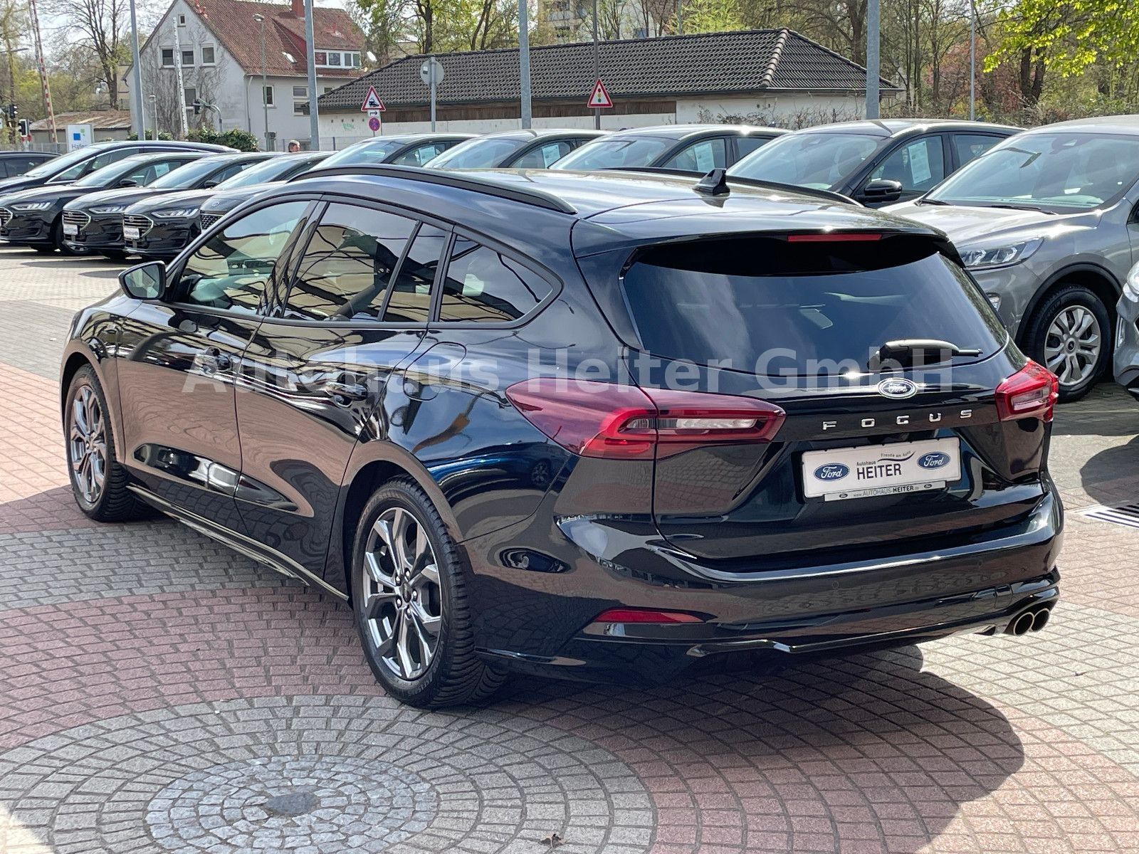 Ford Focus Automatik ST-Line X /155PS+Head-Up+ACC+AHK