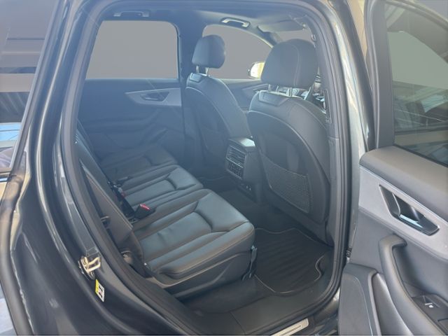 Audi Q7 S line 50TDI tiptronic quattro *Pano*AHK*VC+
