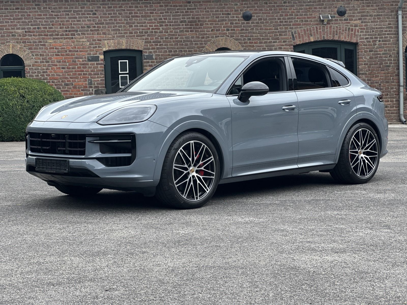 Porsche Cayenne S  Coupe SPORTDESIGN-ABGAS*BOSE*HD MATRI