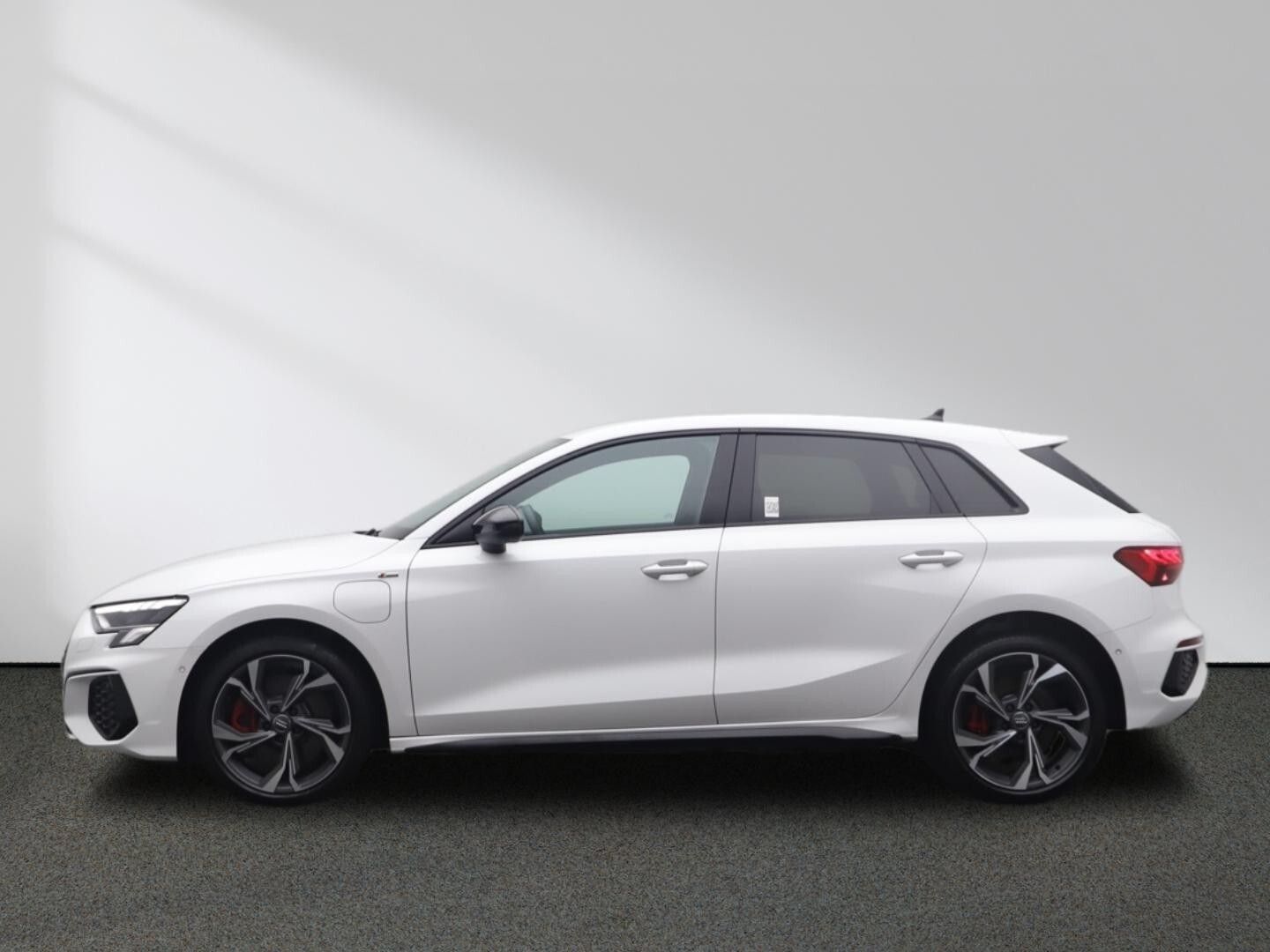 Audi A3 Sportback 45 TFSI e S line S tronic MMI LED