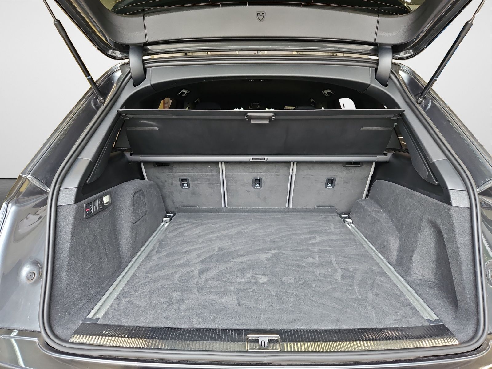 Audi Q7 55 TFSI e tiptronic quattro S line NaviPlus L