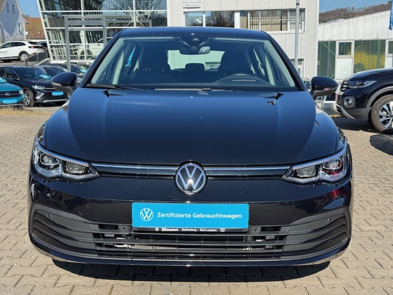 Volkswagen Golf VIII Life 1.5 TSI - Samsaru's Car Outlet