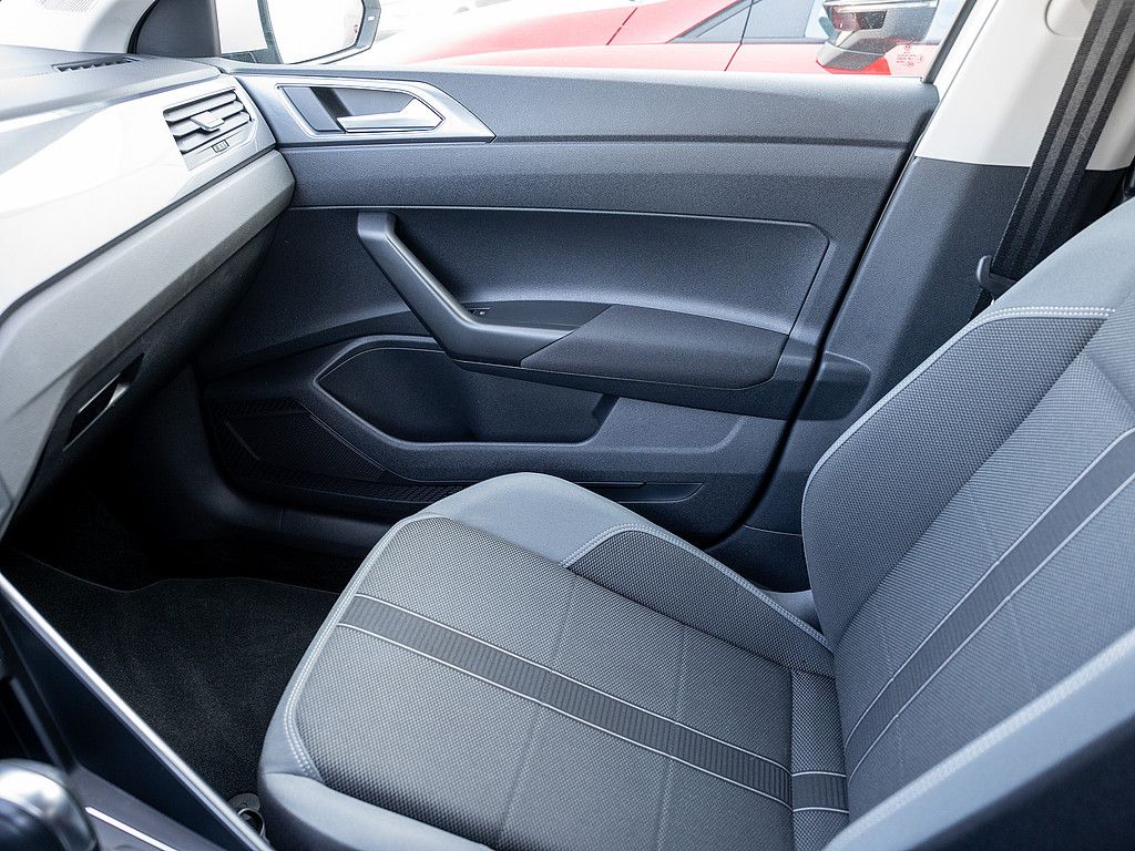 Volkswagen Polo 1.0 TSI Highline DSG - Samsaru's Car Outlet