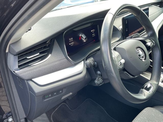 Skoda Octavia Combi First Edition 2.0 TDI DSG - Samsaru's Car Outlet