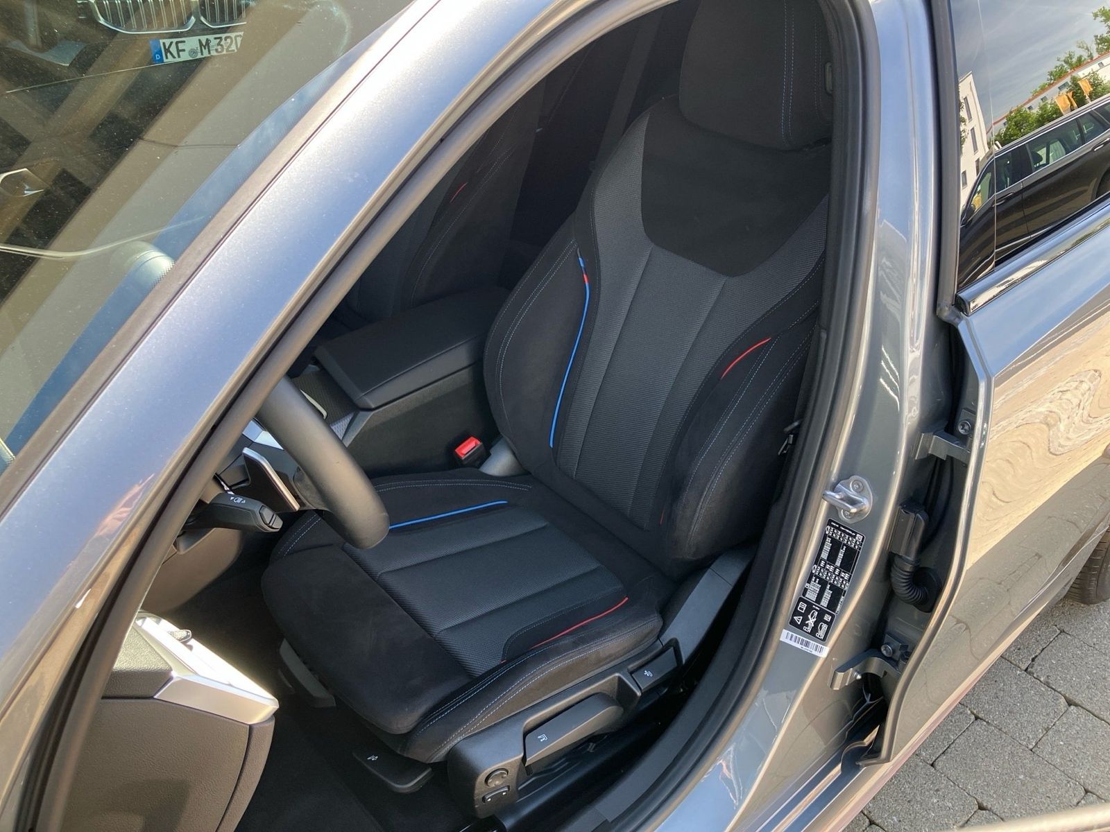 BMW 320d xDrive Limousine M Sport HUD PA+ DA ACC GSD