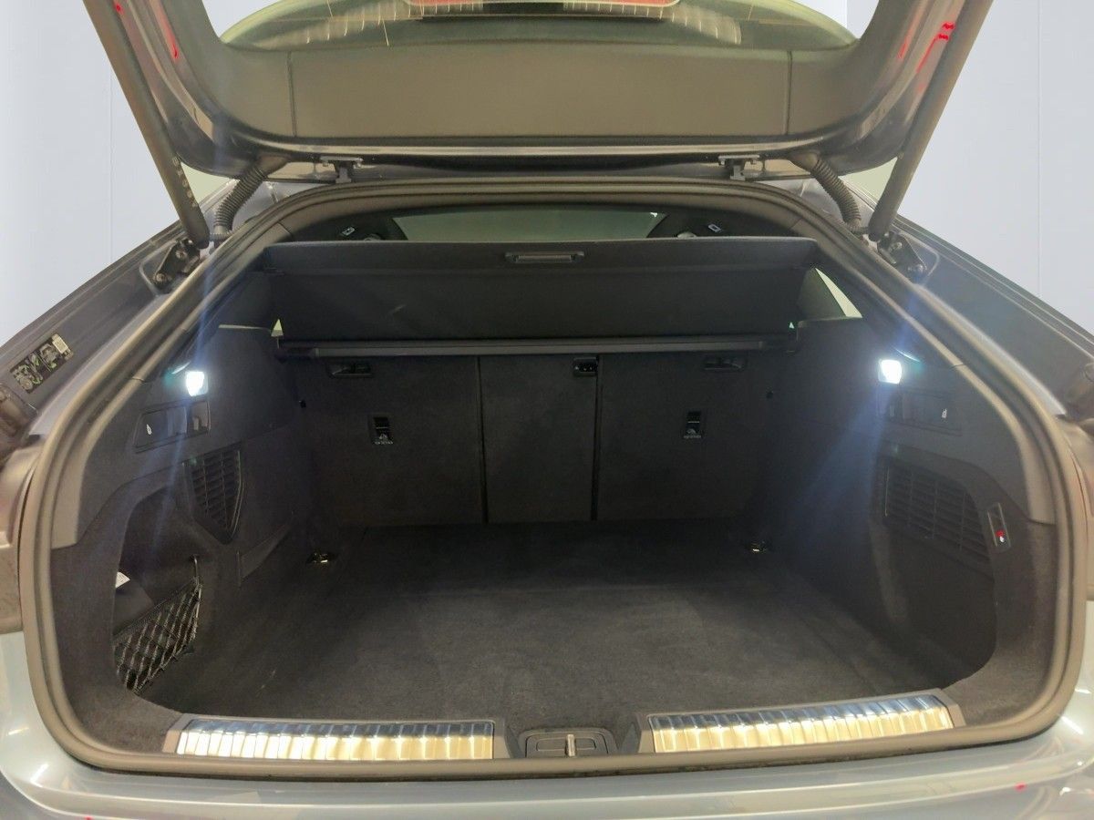Audi A5 Avant TFSI quattro S tronic 2xS LINE/PANO/AHK